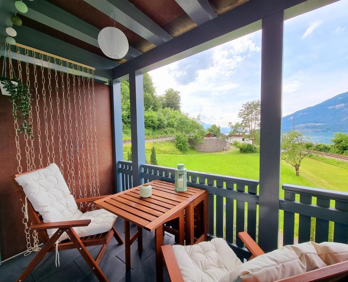 Strandhüsli directly on lake Thun Därligen Exterior foto